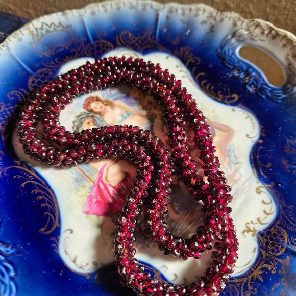 Black Cherry Garnet Beaded Long Necklace 30" 119 Grams - Picture 4 of 15